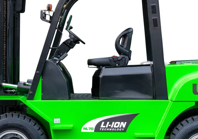 NL 10t serijos elektrinis krautuvas su ličio jonų baterija.